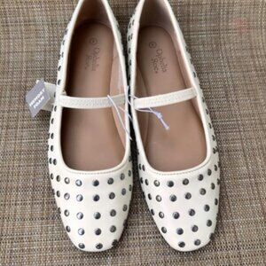 Women’s shoes flats Ophelia roe off white studded size 6 brand new with tags